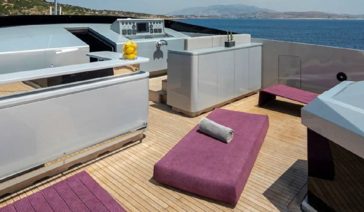 Admiral - Billa - Luxury Yacht Rentals Near me - Used Luxury Yachts Near me - Exclusive Concierge Club.webp